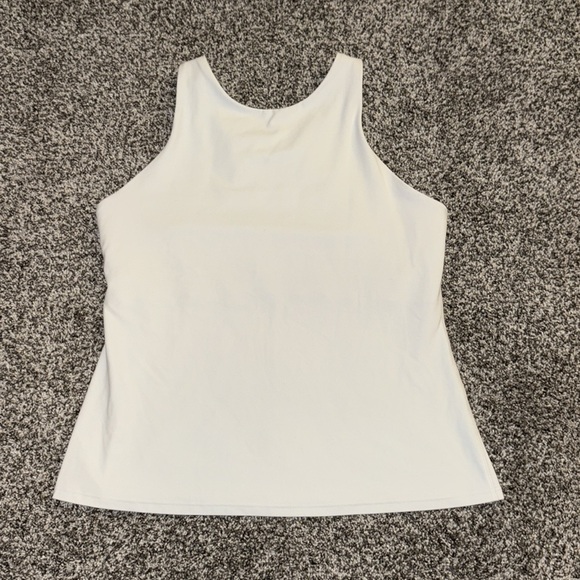 Athleta CONSCIOUS BUILT-IN BRA TANK A-C in White - Picture 3 of 6